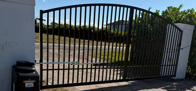 Driveway Fence Repair Okemos
